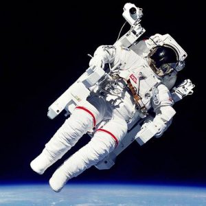 O que acontece com o corpo de um astronauta muito tempo no espaço